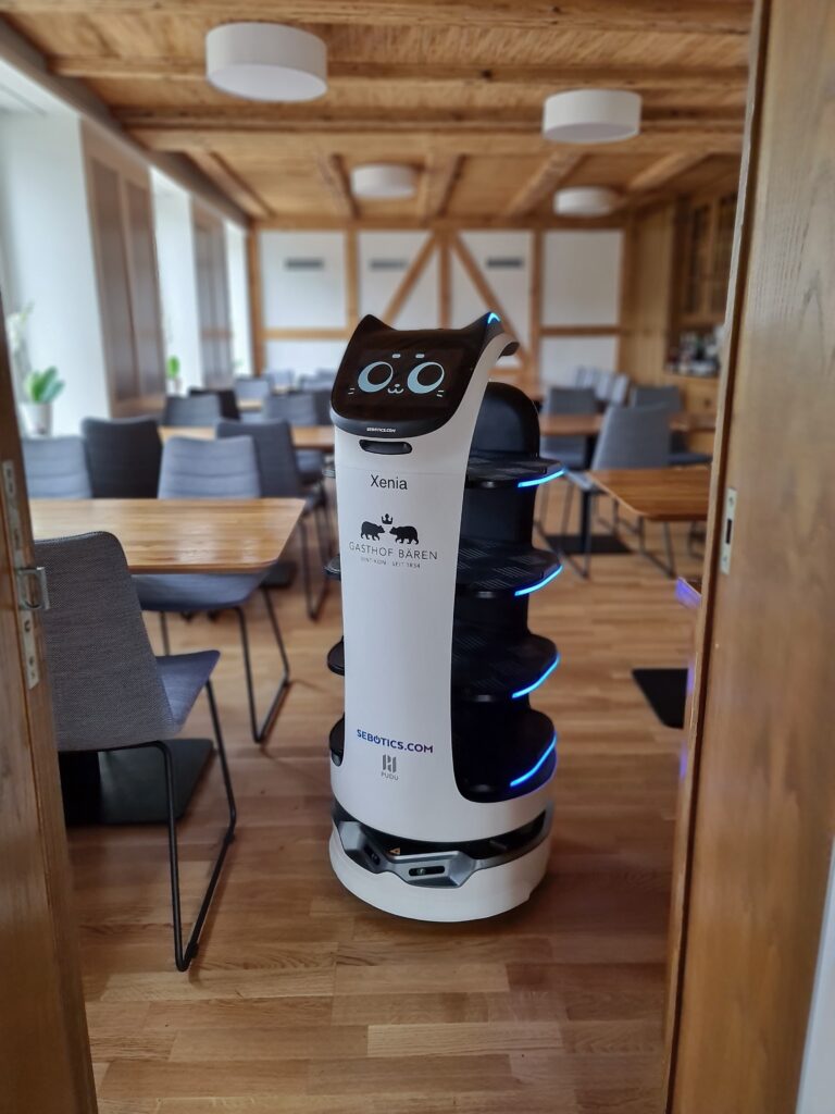 Robot de service BellaBot Gasthof Bären